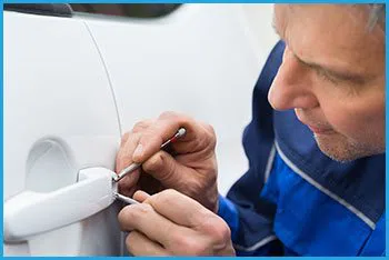 Lock Locksmith Services Torrance, CA 310-975-3532 - 20-car-locksmith